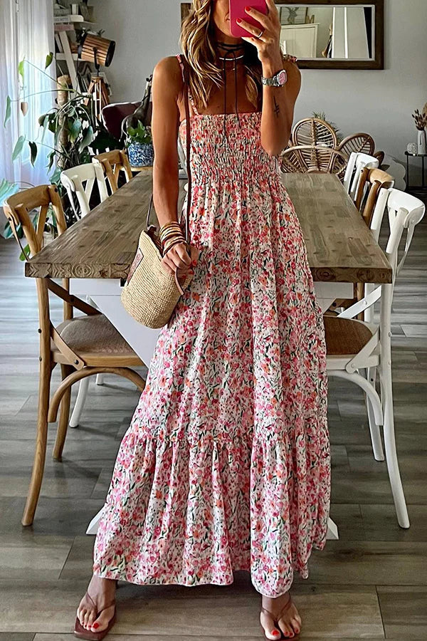 MW | Ready To Vacation Floral Print Maxi Kleid mit gesmokter Taille