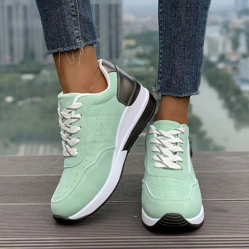 MW | TURNSCHUHE FÜR FRAUEN MIT FUSSGEWÖLBESTÜTZE