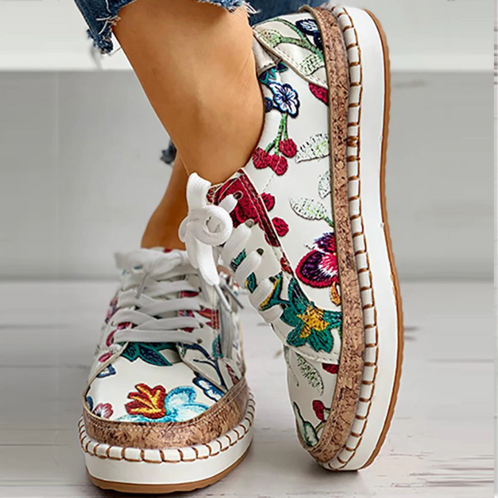 MW | Einfache Turnschuhe mit Blumen