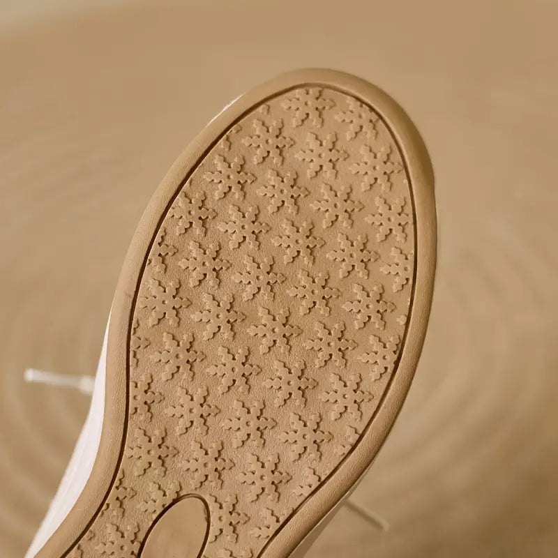 MW | TURNSCHUHE MIT WEICHER SOHLE