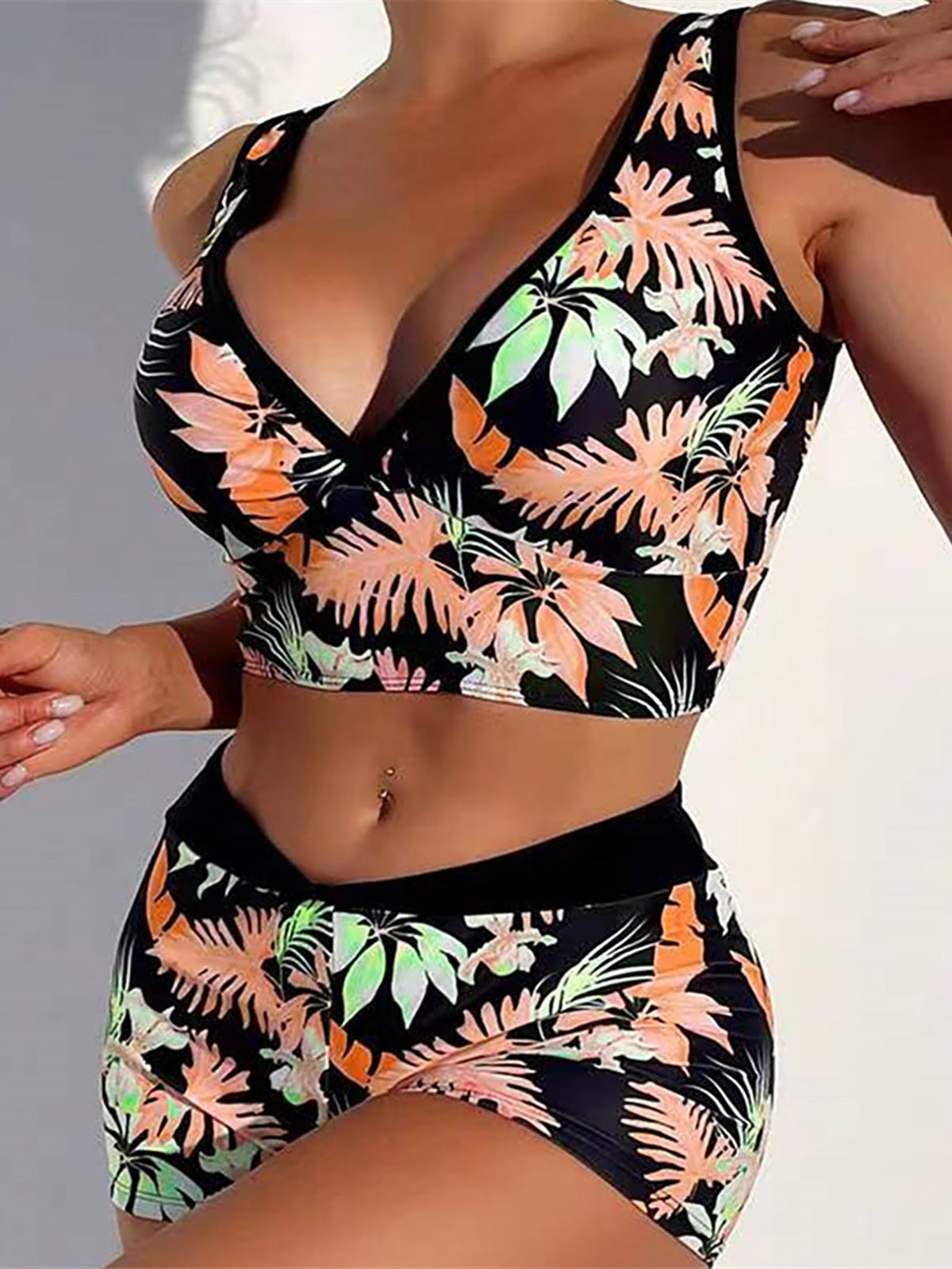MW | Femininer und leichter Bikini