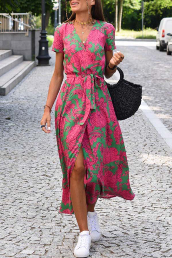 MW | Mittellanger Jumpsuit mit V-Ausschnitt und Schlitz