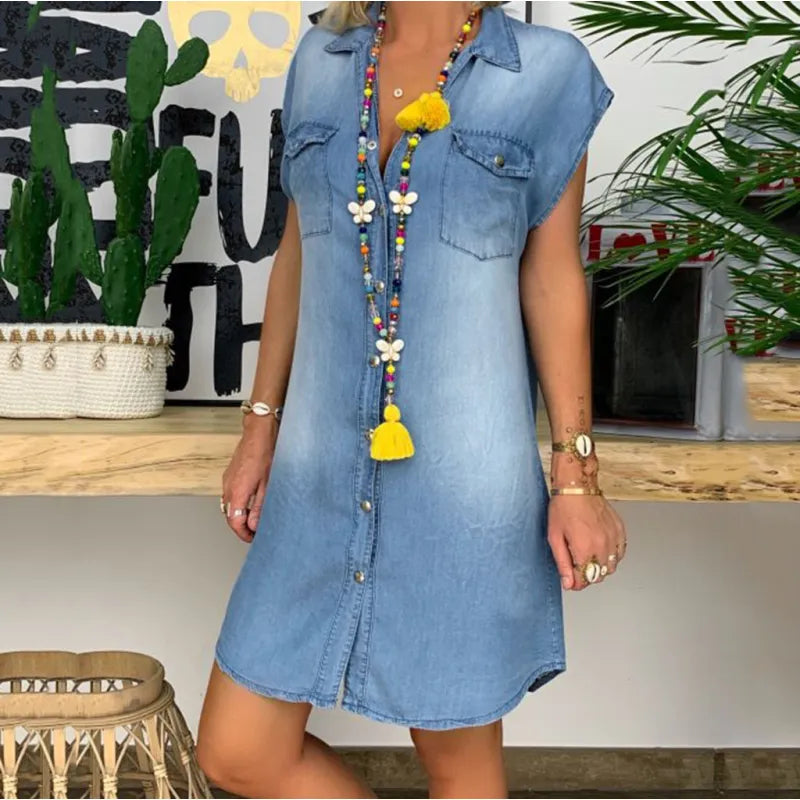 MW | Ärmelloses Minikleid mit Knopfleiste aus gewaschenem Denim