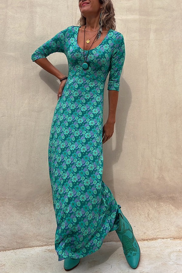 MW | Iconic Crush Floral Halbärmliges Elastisches Maxikleid