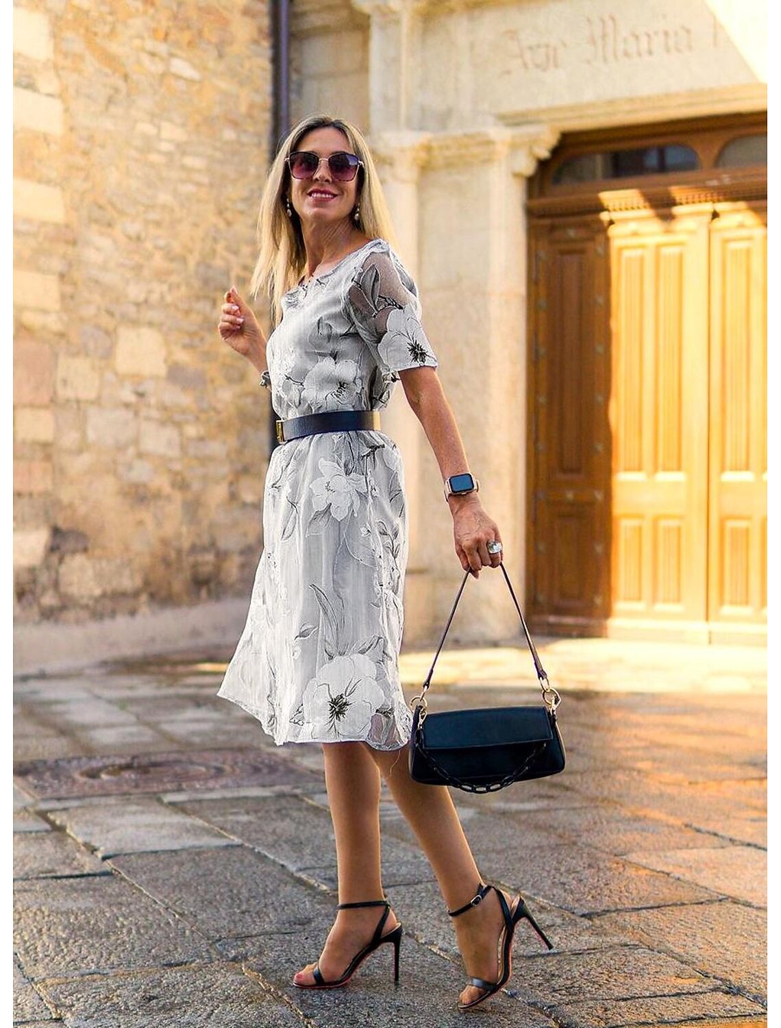 MW | Midikleid mit Plissee und Blumendruck für einen eleganten und bequemen Stil