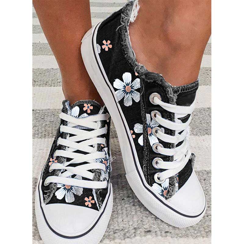 MW | Turnschuhe mit Blumendruck