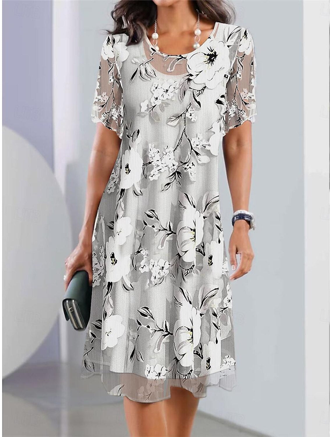 MW | Midikleid mit Plissee und Blumendruck für einen eleganten und bequemen Stil