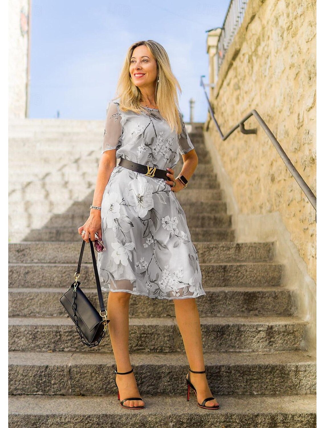 MW | Midikleid mit Plissee und Blumendruck für einen eleganten und bequemen Stil