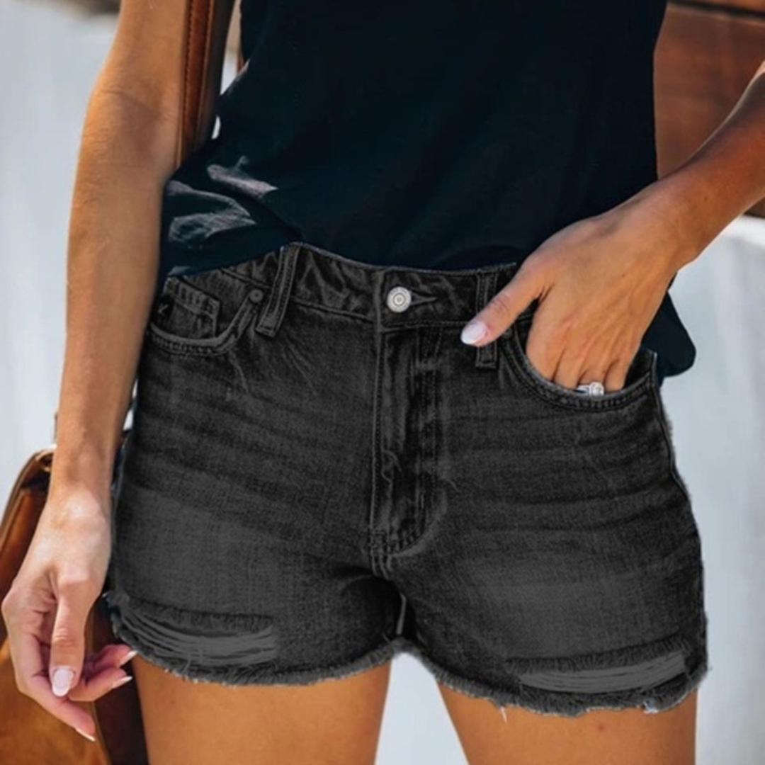 MW | Sommerliche Jeansshorts für Frauen mit verspielten Fransen