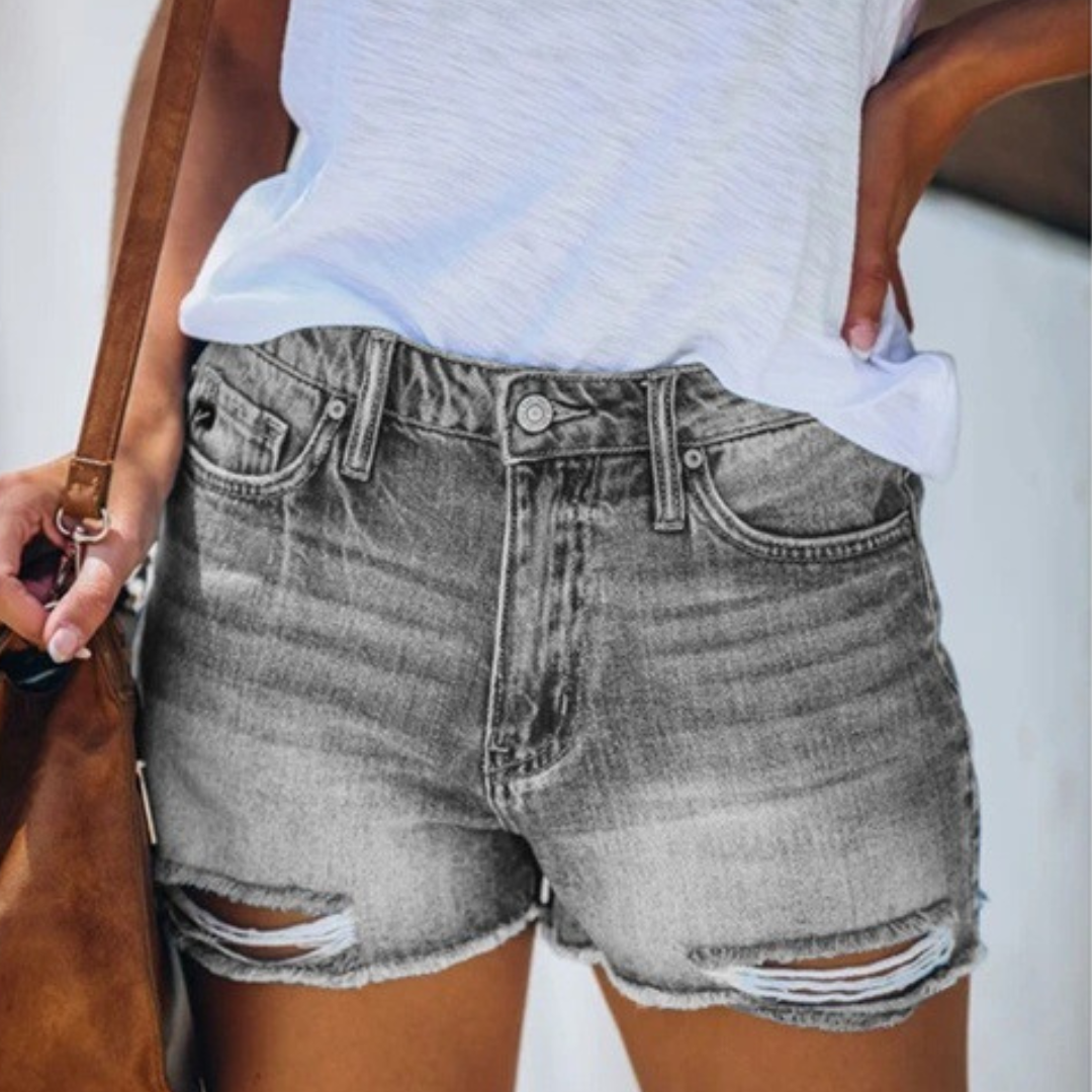 MW | Sommerliche Jeansshorts für Frauen mit verspielten Fransen