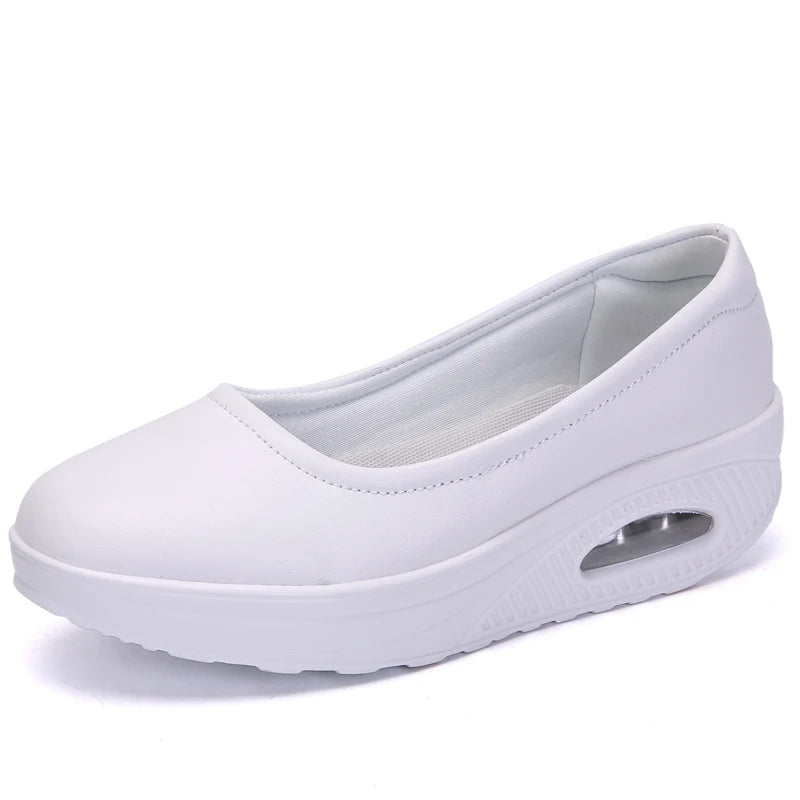 Elegante und stützende orthopädische Turnschuhe