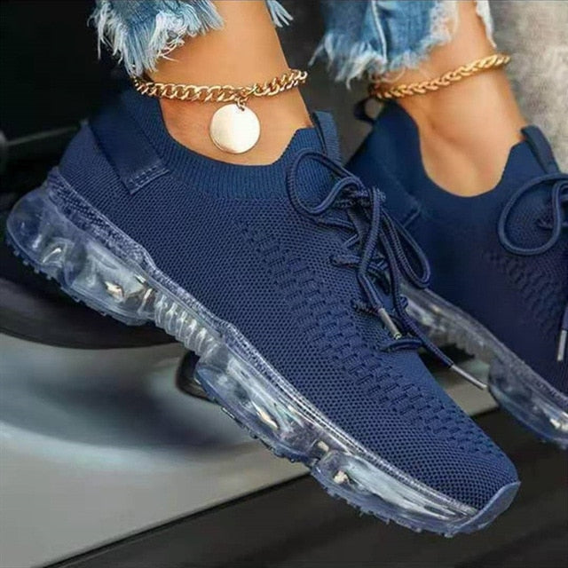 MW | Lässige Sneakers mit transparenter Sohle und Schnürung