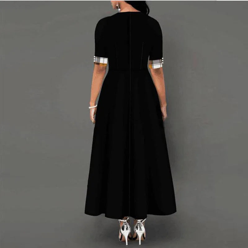 MW | Kleid mit Knopfdetails