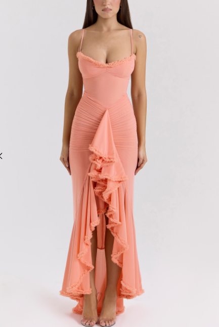 MW | Langes Abendkleid mit schmalen Trägern und asymmetrischem Rock für einen eleganten Auftritt