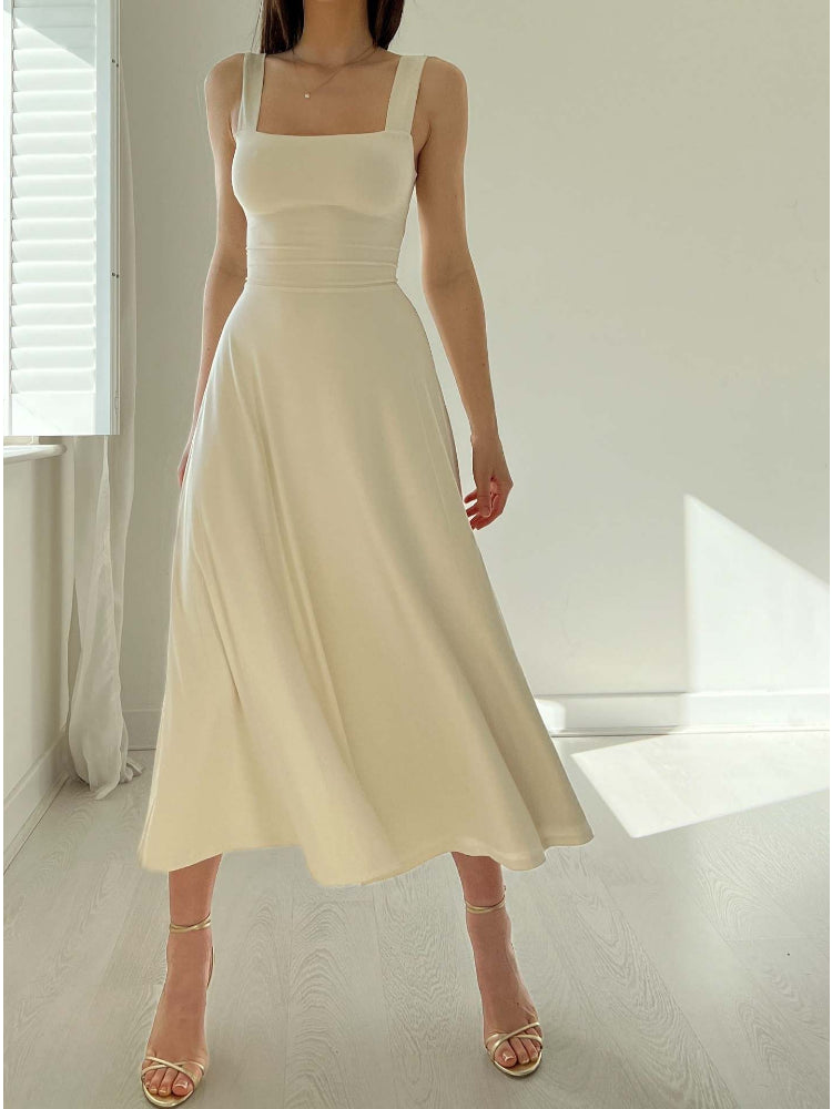 MW | Schmal geschnittenes Sommer-Minikleid