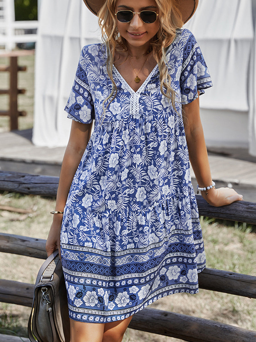 MW | Bohemian V-Ausschnitt Kurzarm-Minikleid