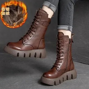 Bequeme und modische orthopädische Stiefel