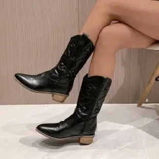 Maßgeschneiderte und bequeme orthopädische Stiefel
