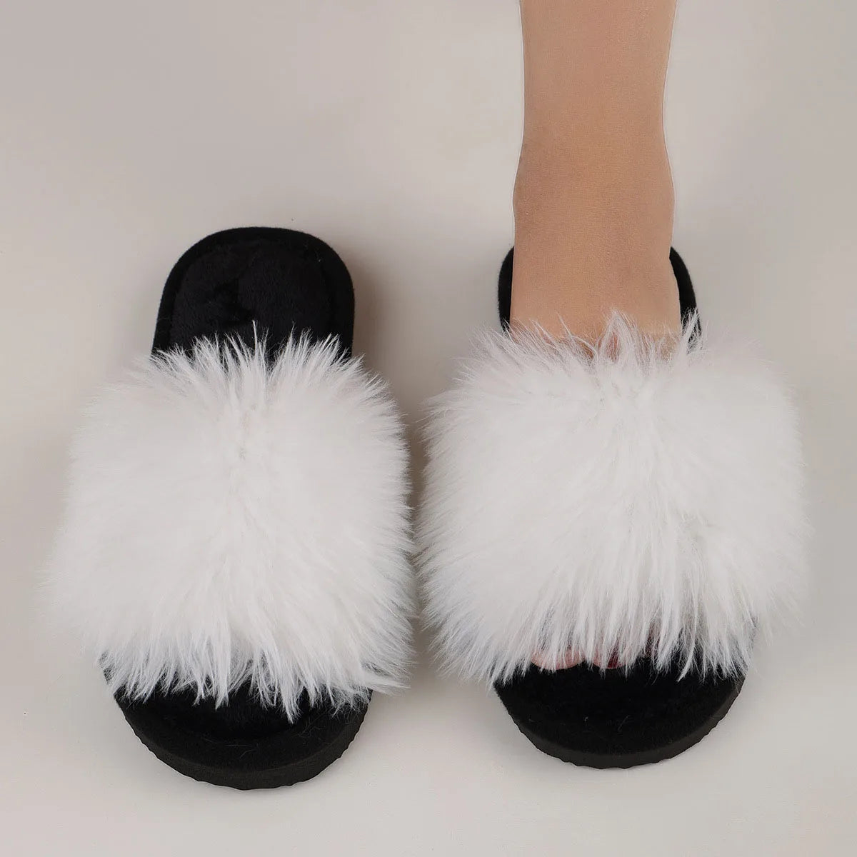 Bequeme und modische orthopädische Sandalen