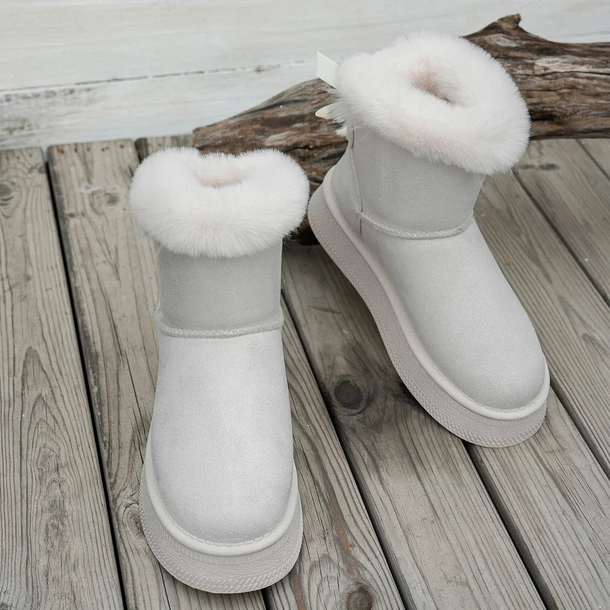 Bequeme und modische orthopädische Stiefel