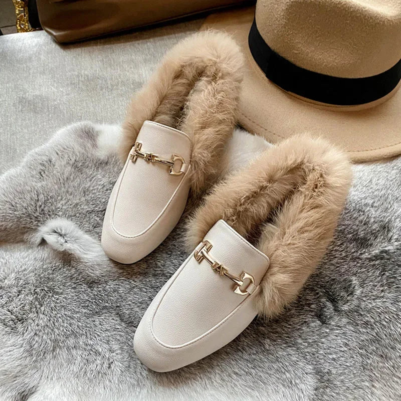 Bequeme und modische orthopädische Stiefel