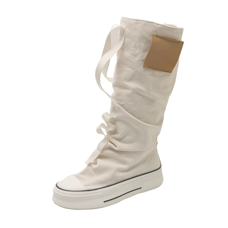 Bequeme und modische orthopädische Stiefel