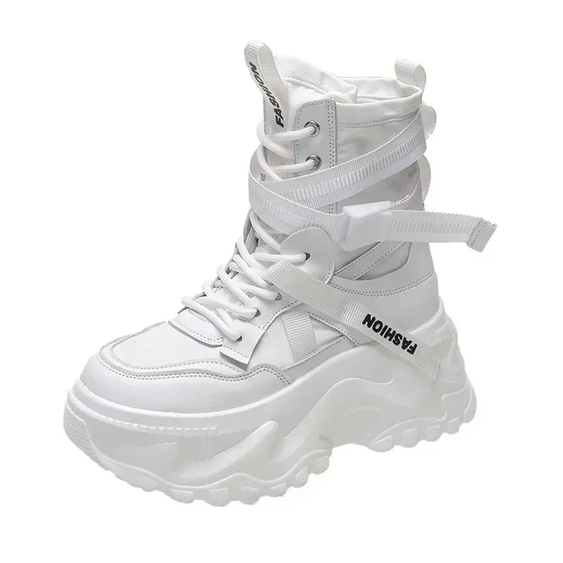 Maßgeschneiderte und bequeme orthopädische Stiefel