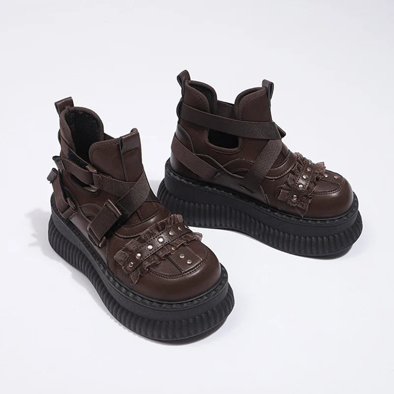 Maßgeschneiderte und bequeme orthopädische Sandalen