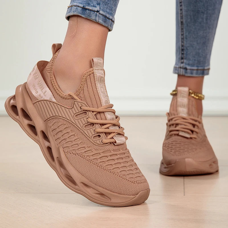 Stützende und trendige orthopädische Turnschuhe