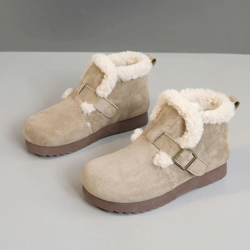 Bequeme und modische orthopädische Stiefel