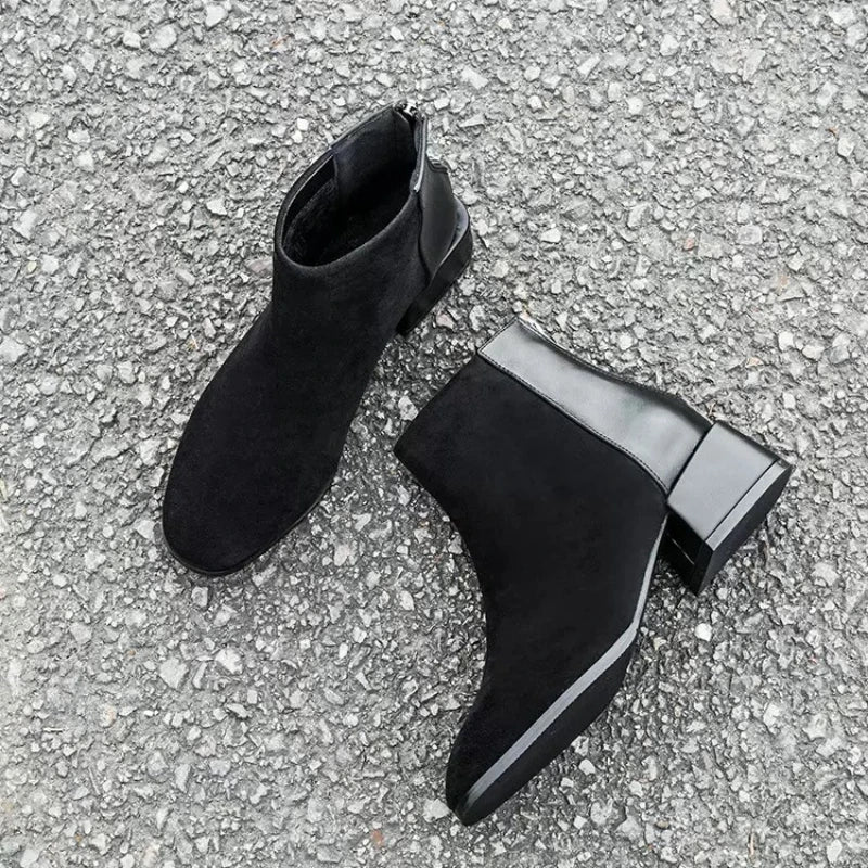 Bequeme und modische orthopädische Stiefel