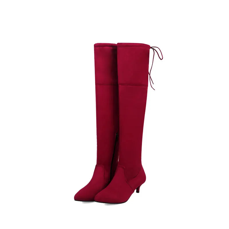 Elegante und stützende orthopädische Absätze