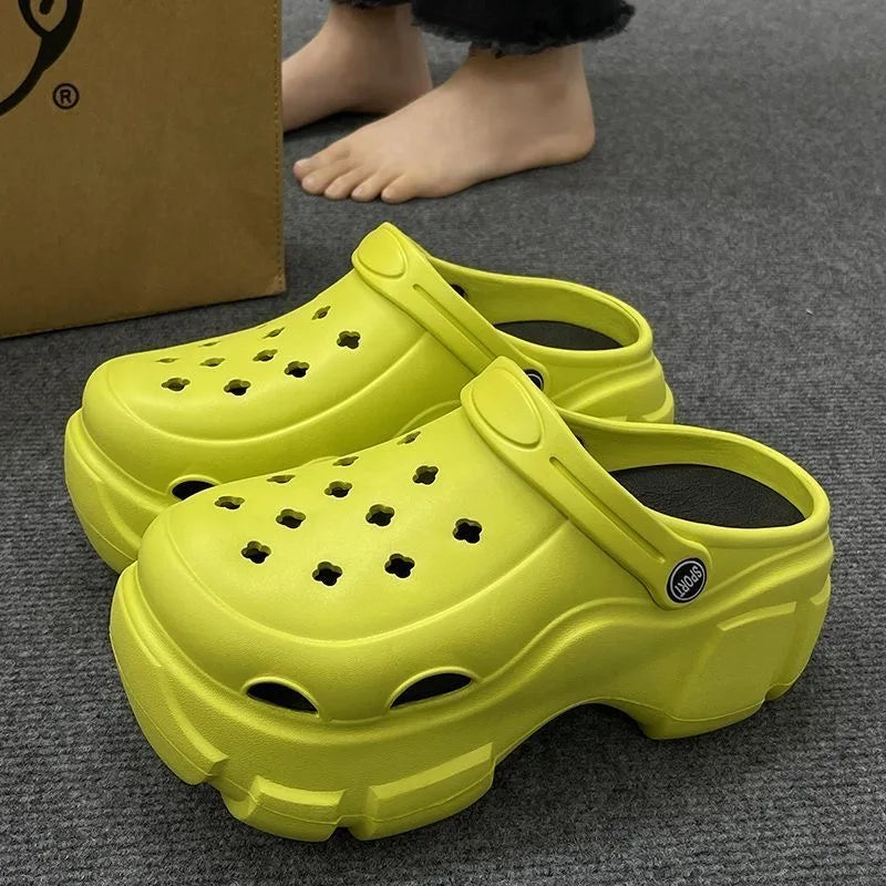 Vielseitige und stützende orthopädische Sandalen