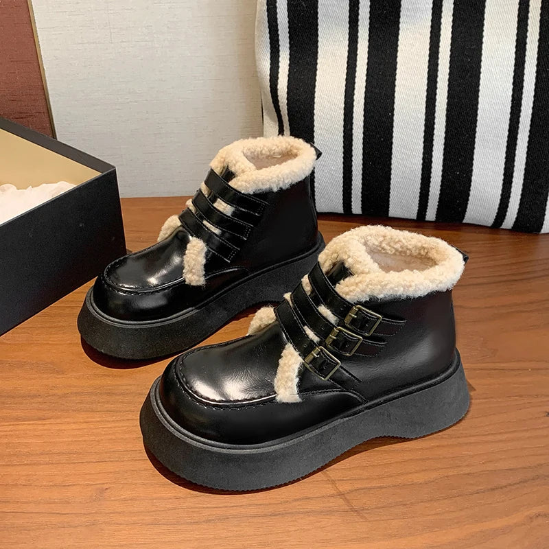 Vielseitige und stützende orthopädische Stiefel