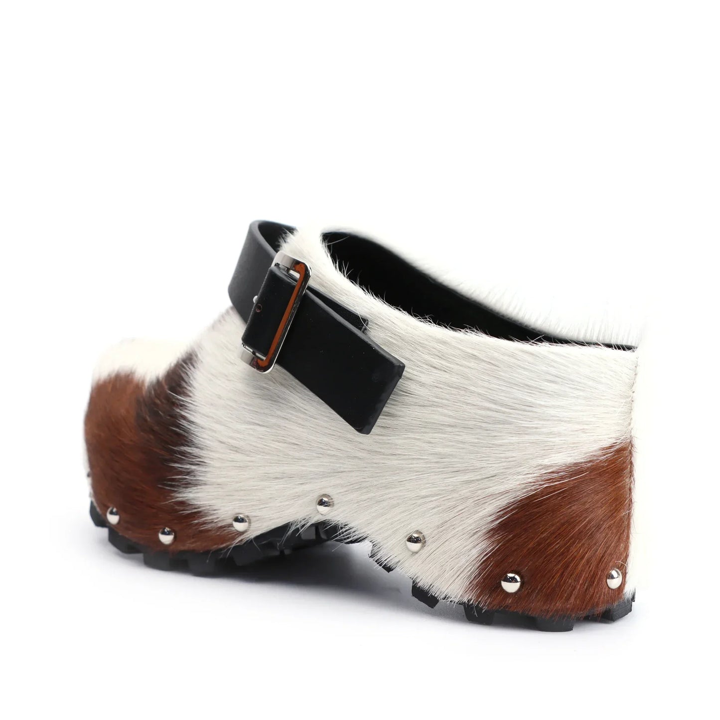 Elegante und stützende orthopädische Sandalen