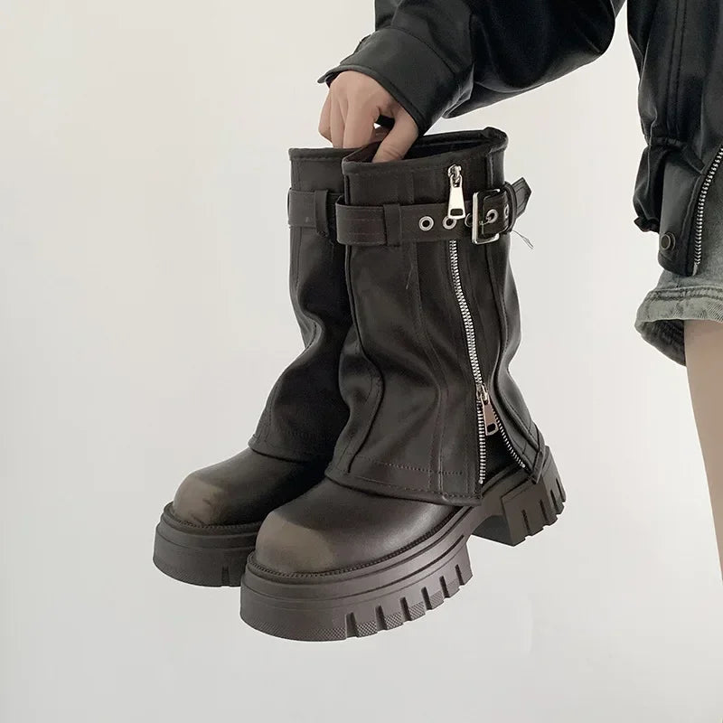 Bequeme und modische orthopädische Stiefel
