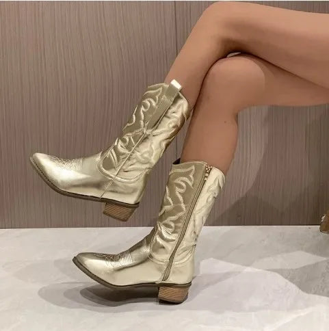 Maßgeschneiderte und bequeme orthopädische Stiefel
