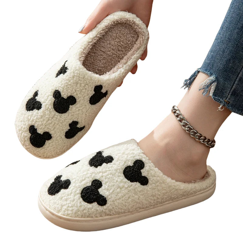 Lässige und stützende orthopädische Sandalen