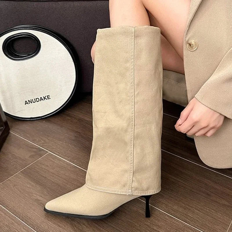 Stützende und stilvolle orthopädische Stiefel