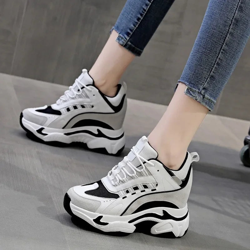 Elegante und stützende orthopädische Turnschuhe