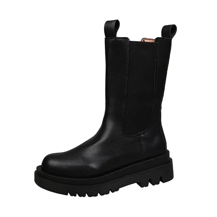 Elegante und stützende orthopädische Stiefel
