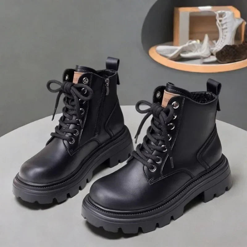 Bequeme und modische orthopädische Stiefel
