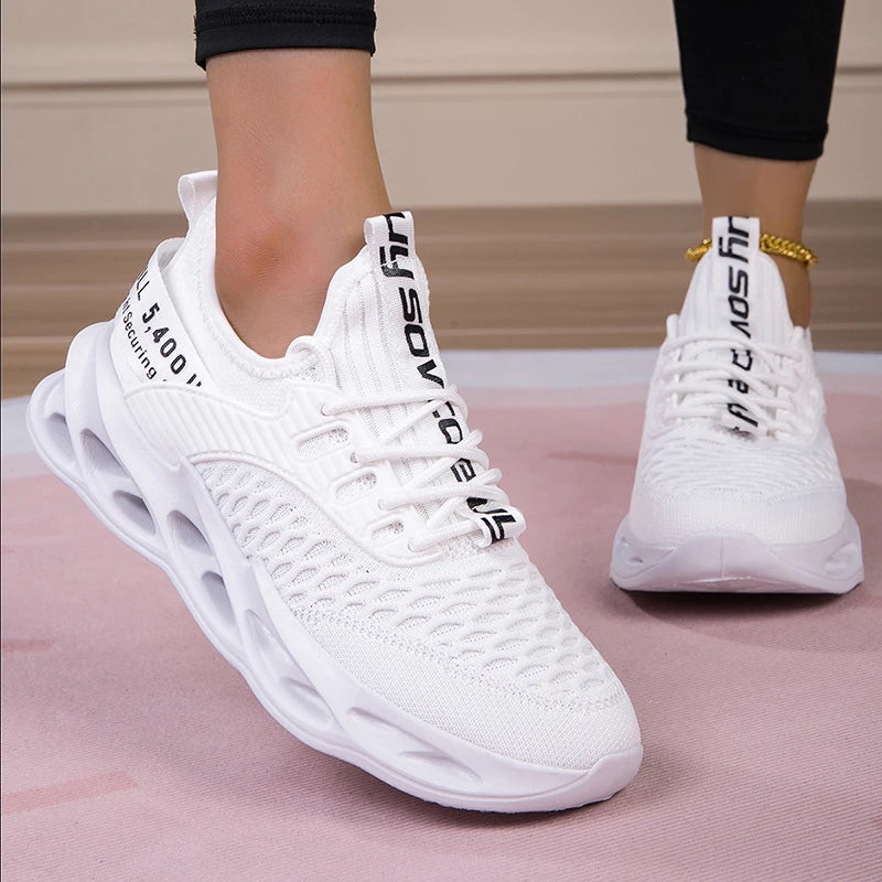 Stützende und trendige orthopädische Turnschuhe