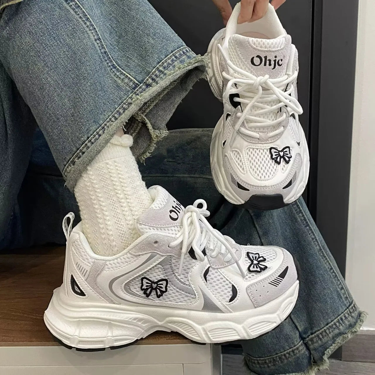 Maßgeschneiderte und bequeme orthopädische Turnschuhe