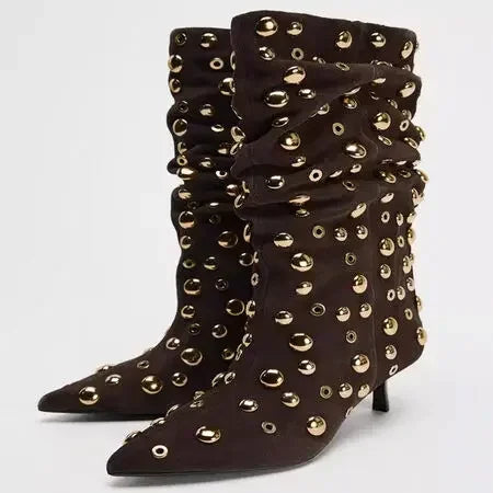 Elegante und stützende orthopädische Stiefel