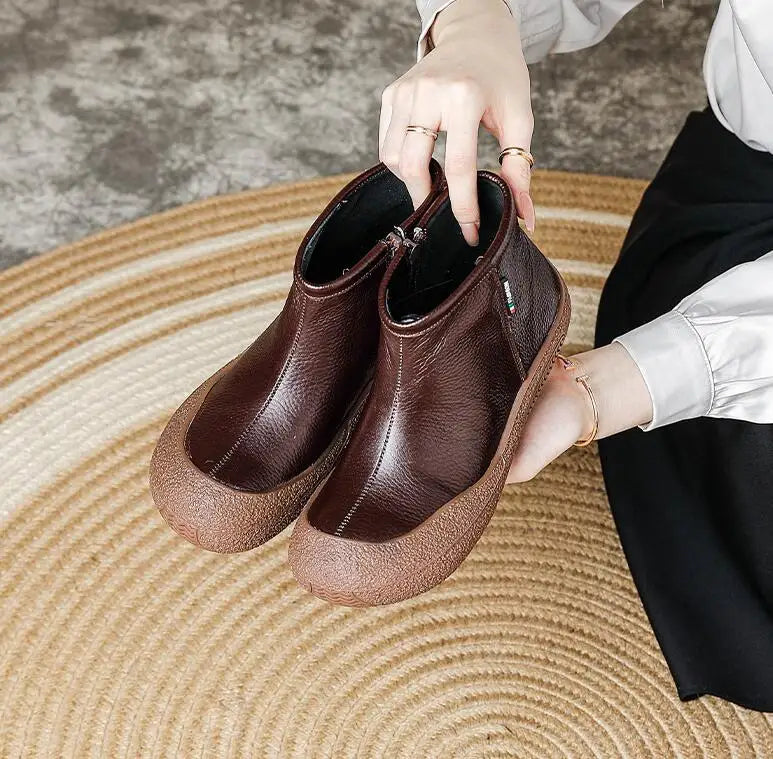 Lässige und stützende orthopädische Stiefel