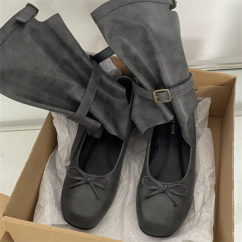 Maßgeschneiderte und bequeme orthopädische Sandalen