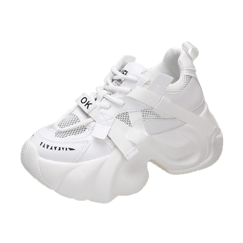 Elegante und stützende orthopädische Turnschuhe