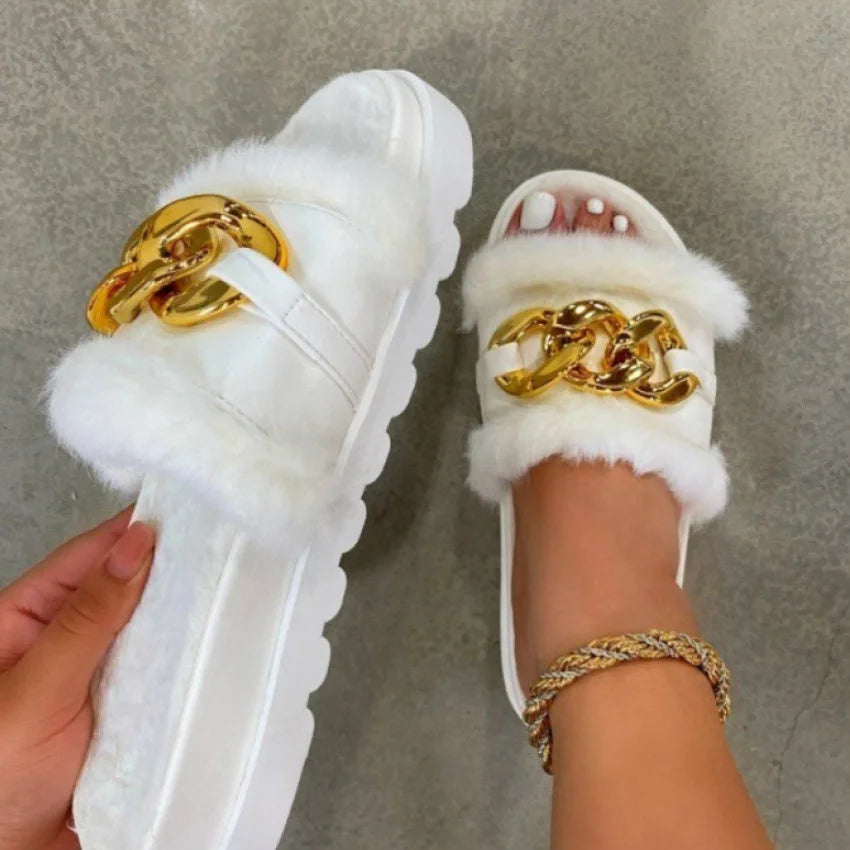 Stützende und stilvolle orthopädische Sandalen