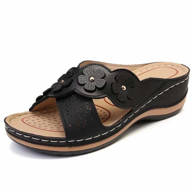 MW | Feminine Sandalen mit Blumenmuster